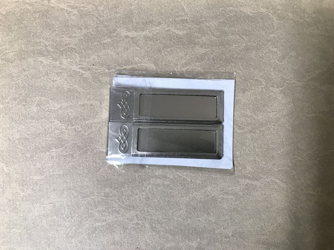 Main image 7