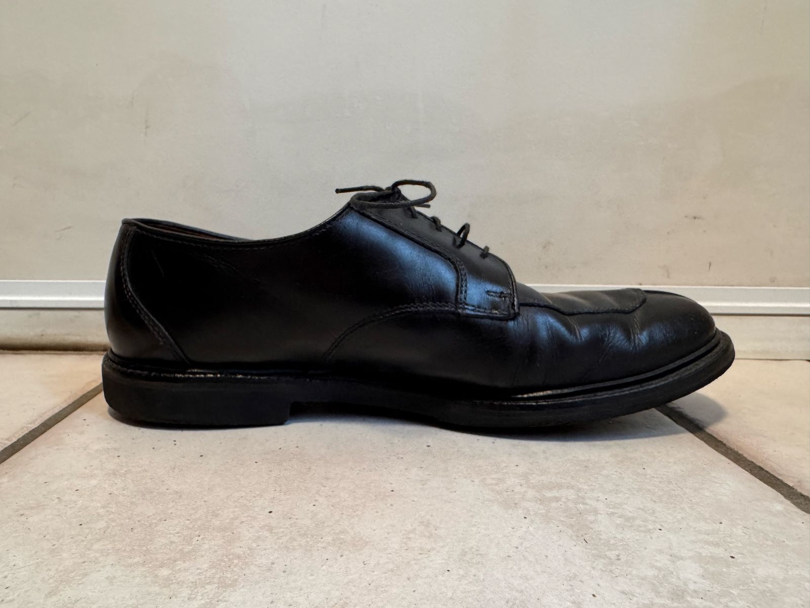 Allen Edmonds Men’s 11 Leather Shoes