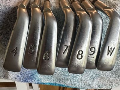 Ping I-20 4-W Iron set.