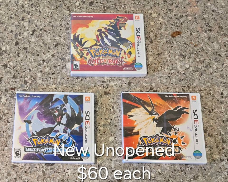 New Unopened Nintendo 3ds games including PokeMon Ultra Sun~ trades considered!~