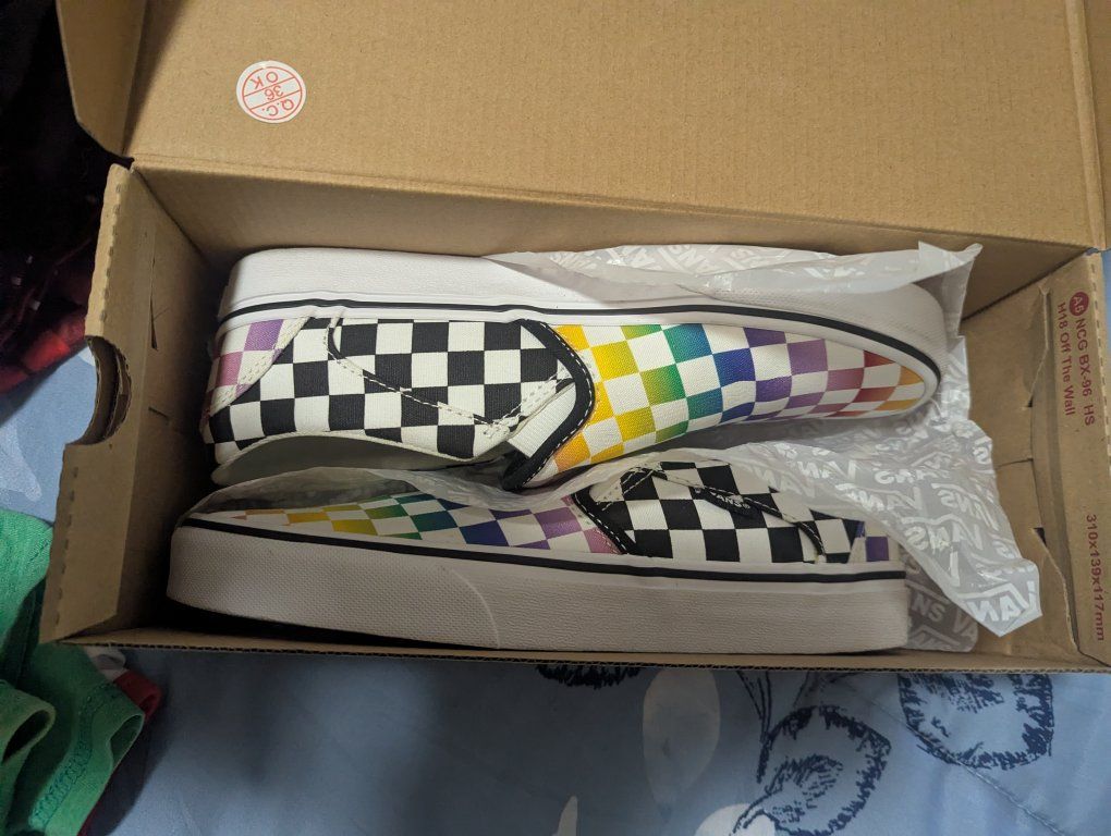 Vans Rainbow Check Black/White Slip-On Shoes - Women's 8.5W