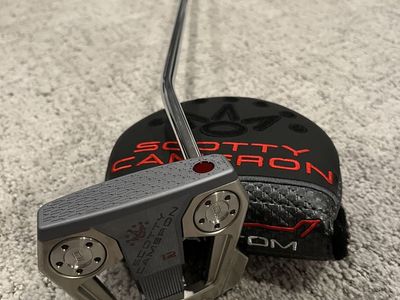 New Scotty Cameron 2026 Phantom 12 Putter - 35"