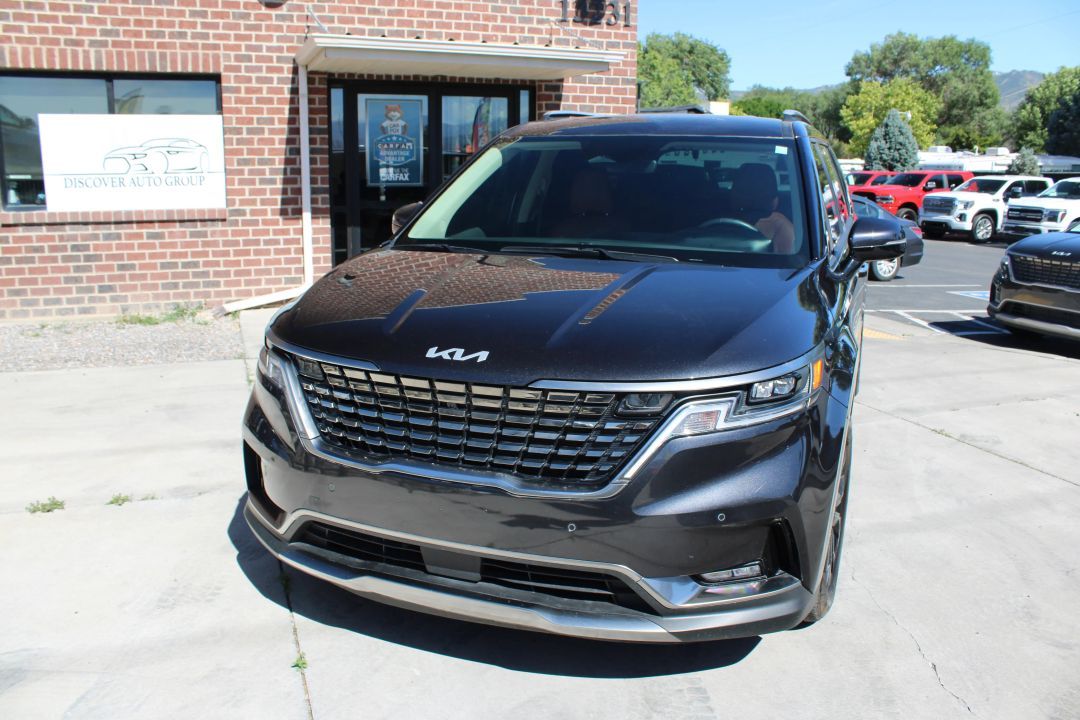 2024 Kia Carnival SX