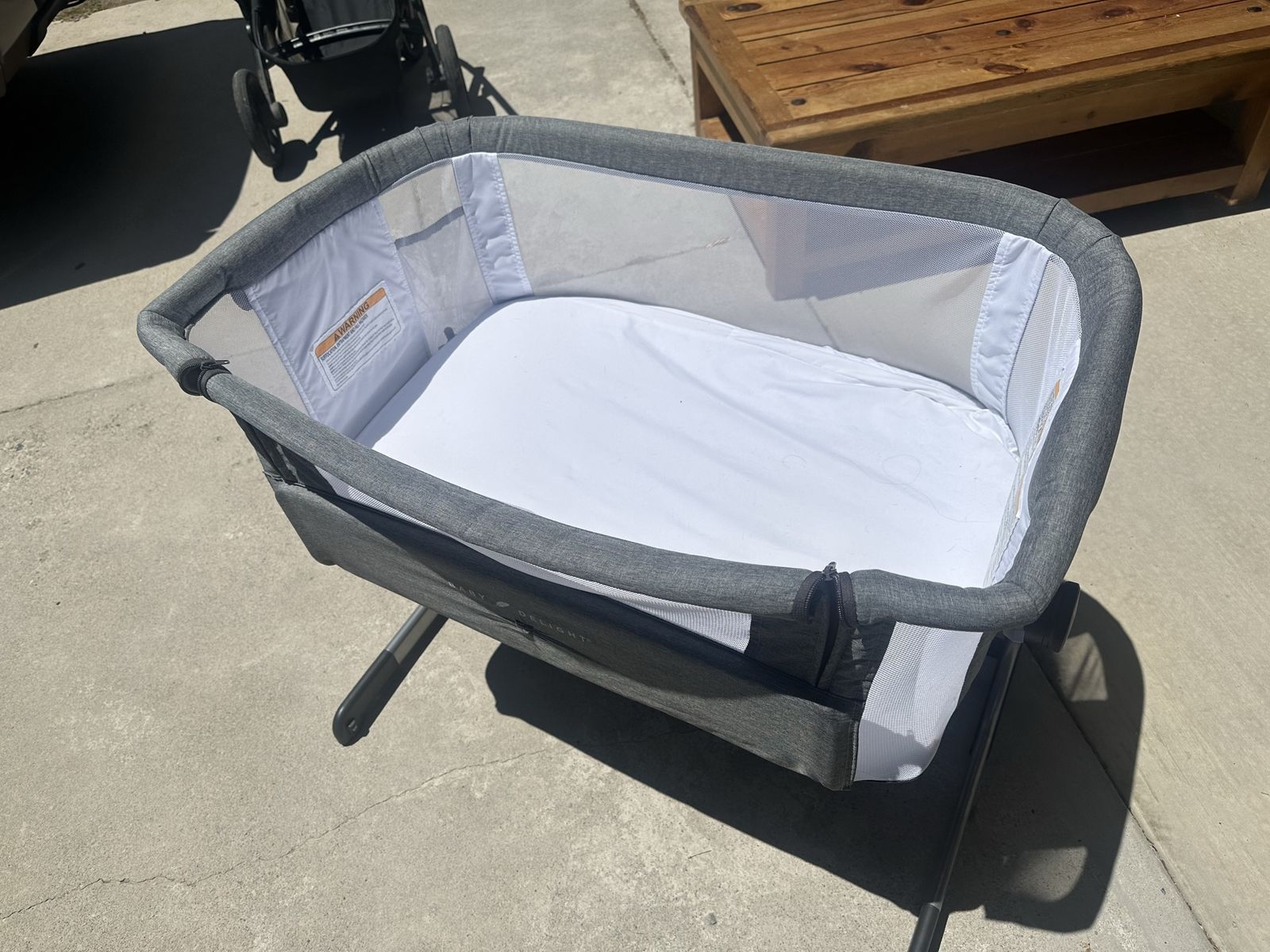 Baby Delight Bedside Bassinet