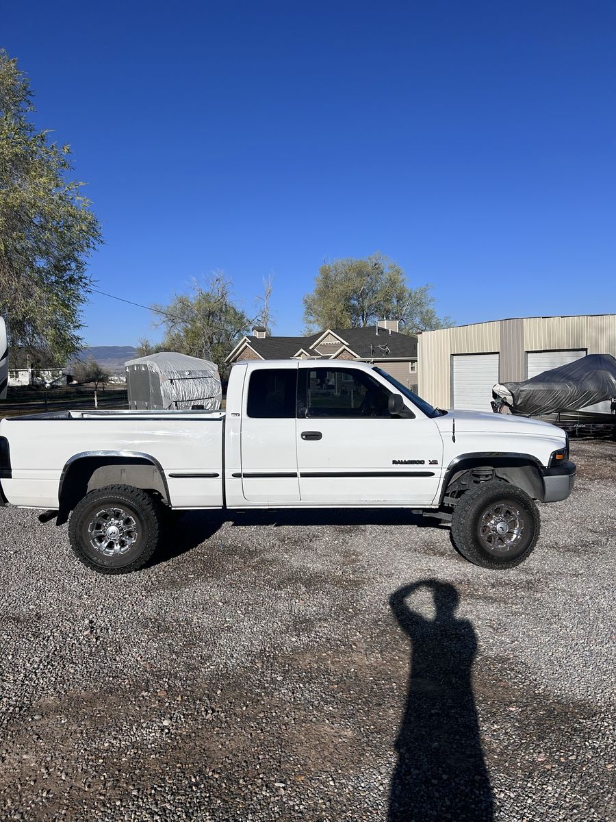 1998 DODGE RAM 2500 SLT