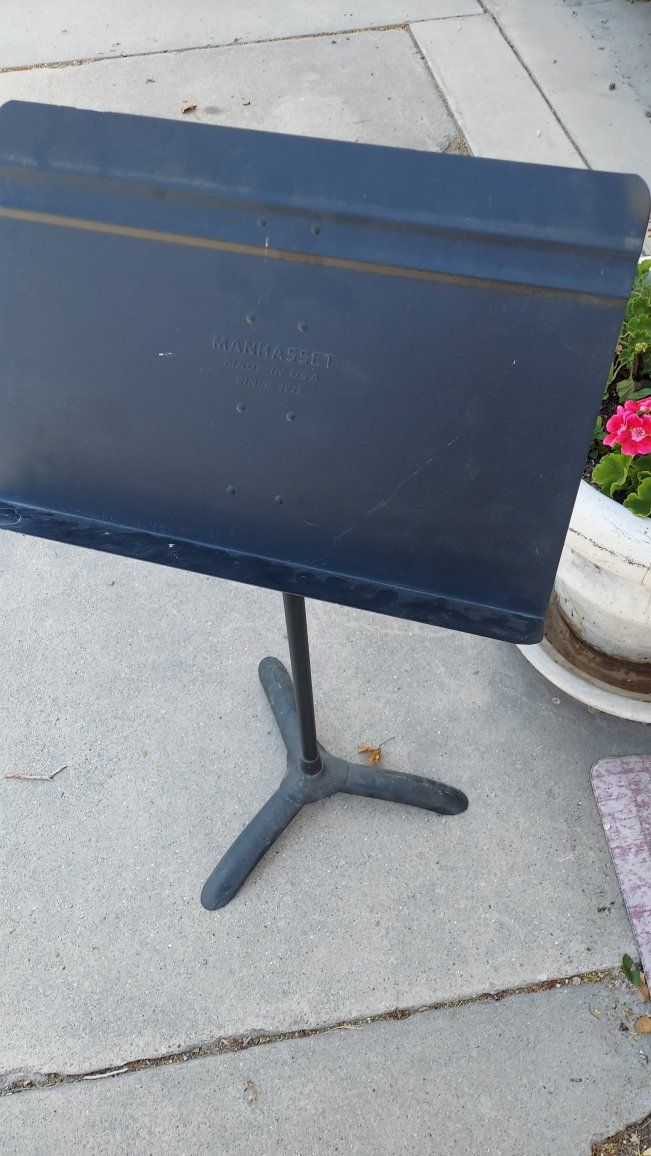 music stand