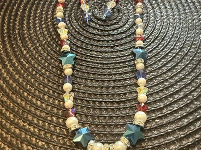 America’s 250th anniversary jewelry set.