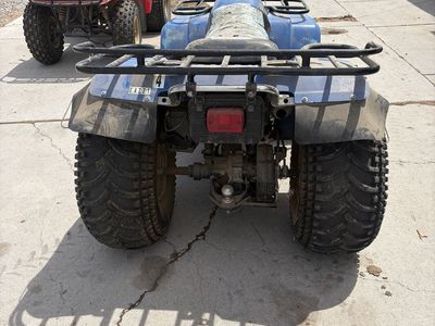 2-84 Yamaha moto4 350s