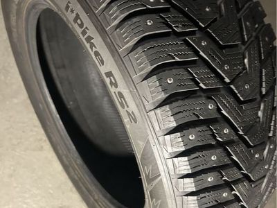 Hankook Winter I*Pike RS2 Studded Snow Tire Set of 4 Studded Winter Snow Tires 300.00 set of 4 235/55/17 Hankook