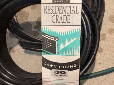 Suncast Residential Grade Lawn Edging Model RES30 30 Foot Length