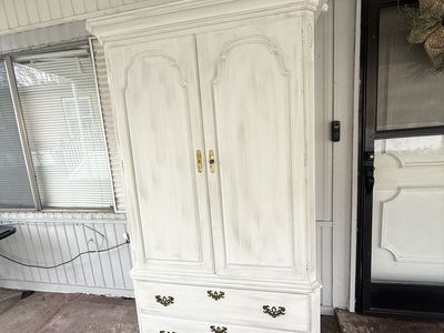 Antique Ethan Allen 'Georgian Court' Armorie