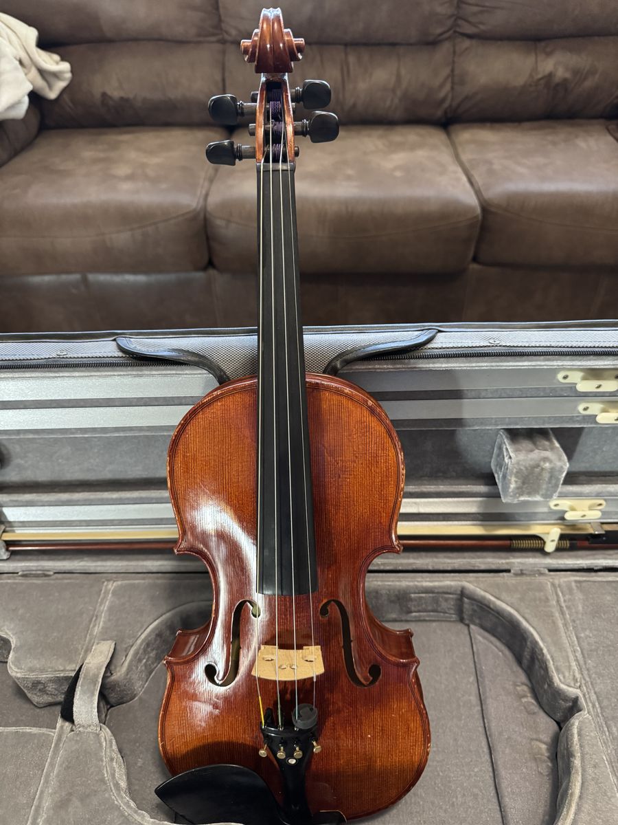 J.J. Violin