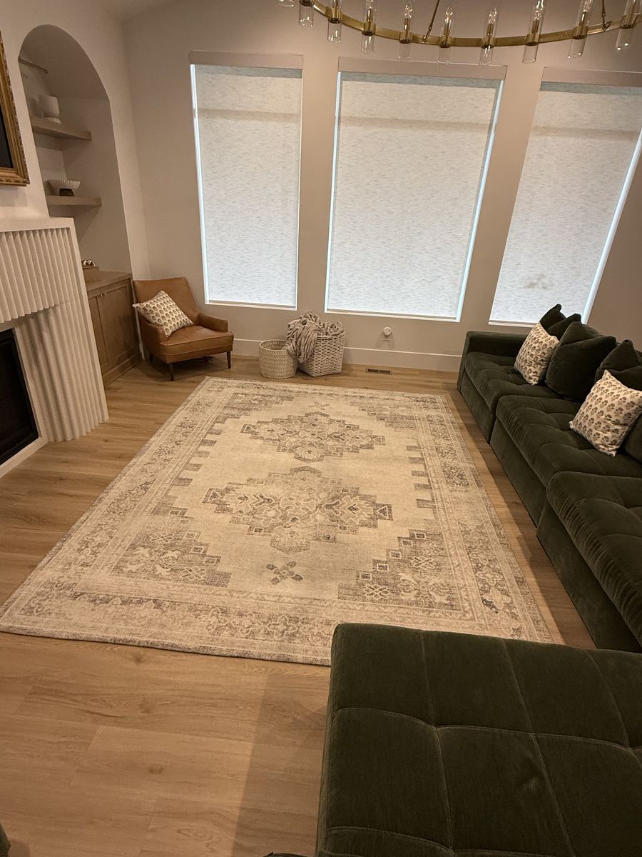 Main image 3