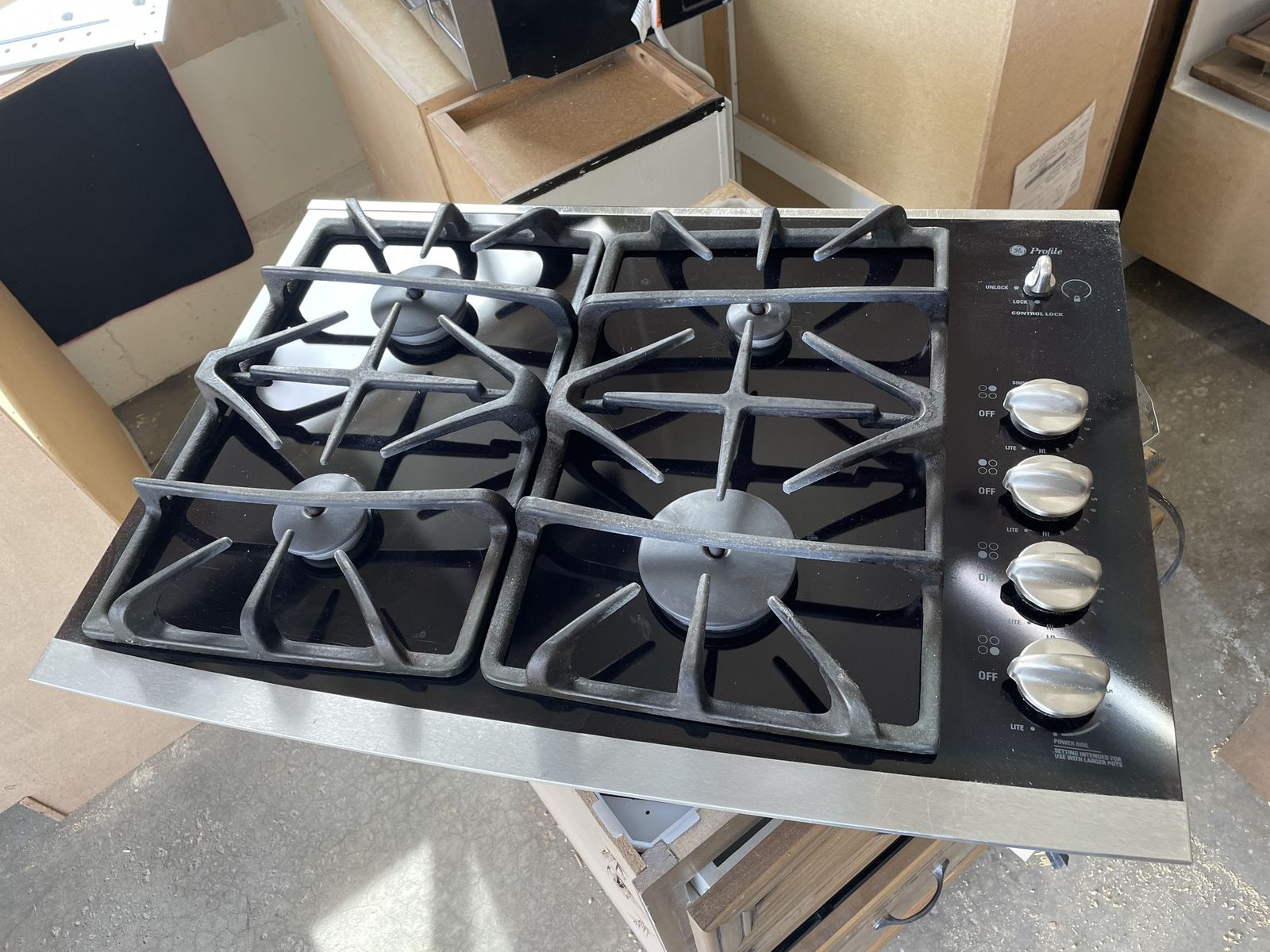 30 inch GE gas cooktop