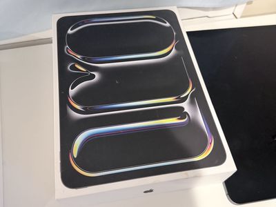 11 inch Ipad Pro M4 2025 256gb BRAND NEW