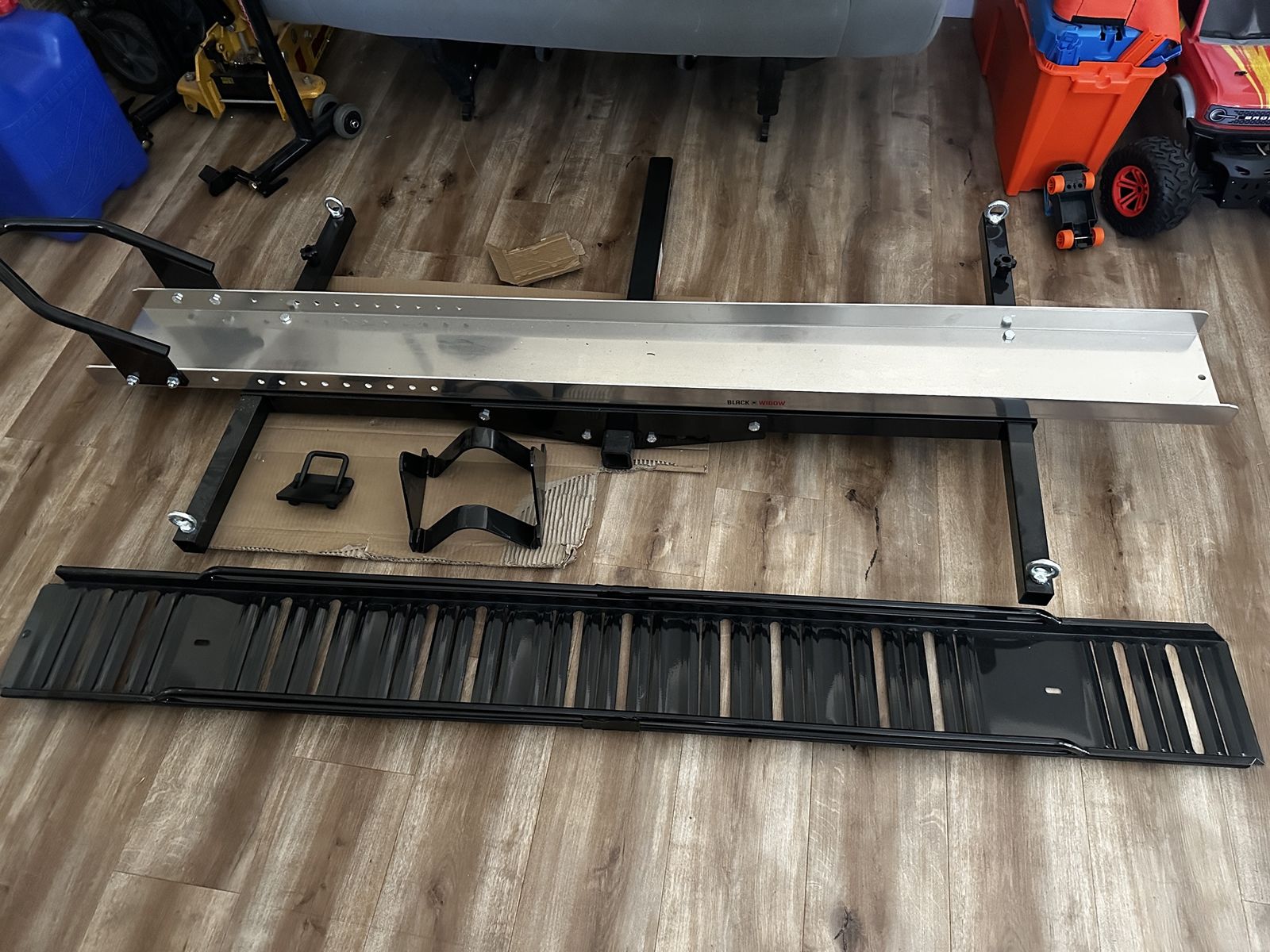 Black widow pro motorcycle carrier