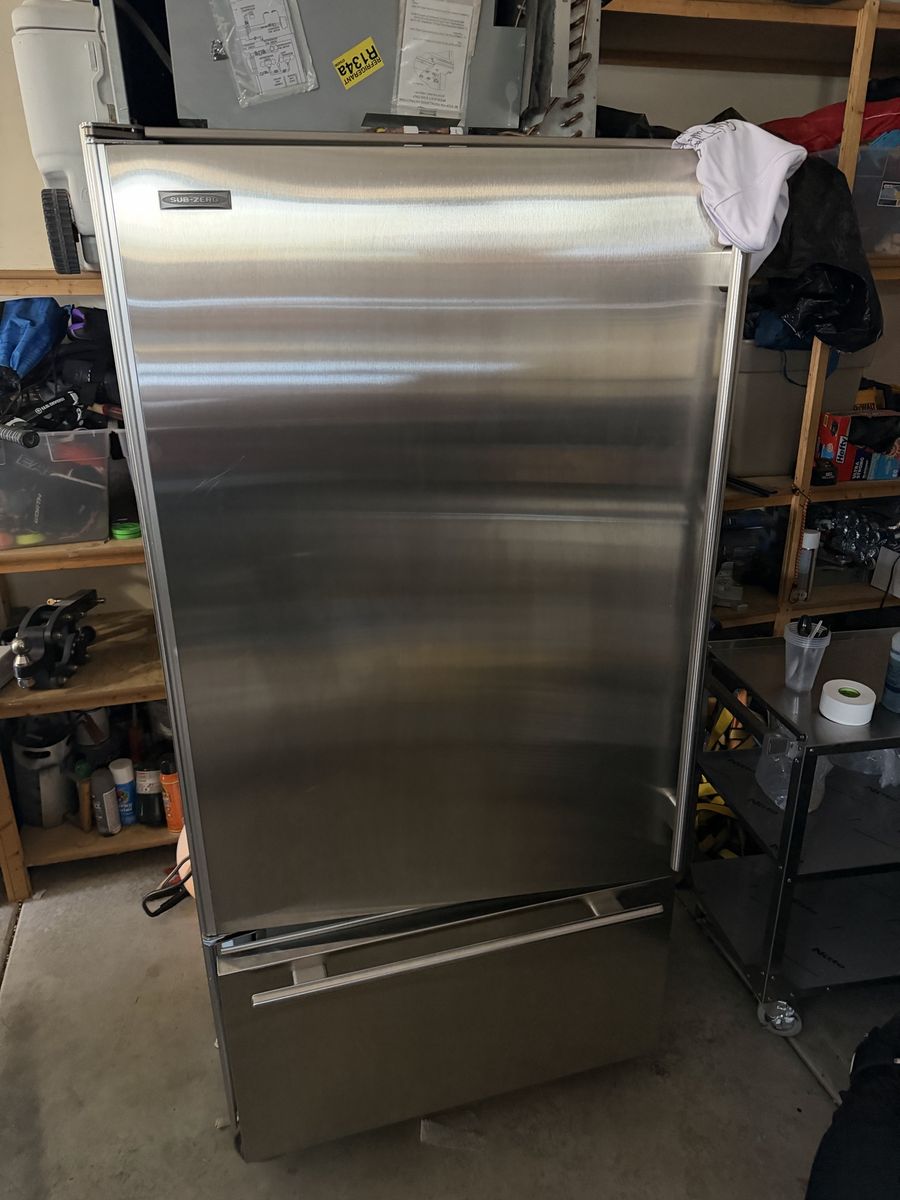 Subzero 650 refrigerator