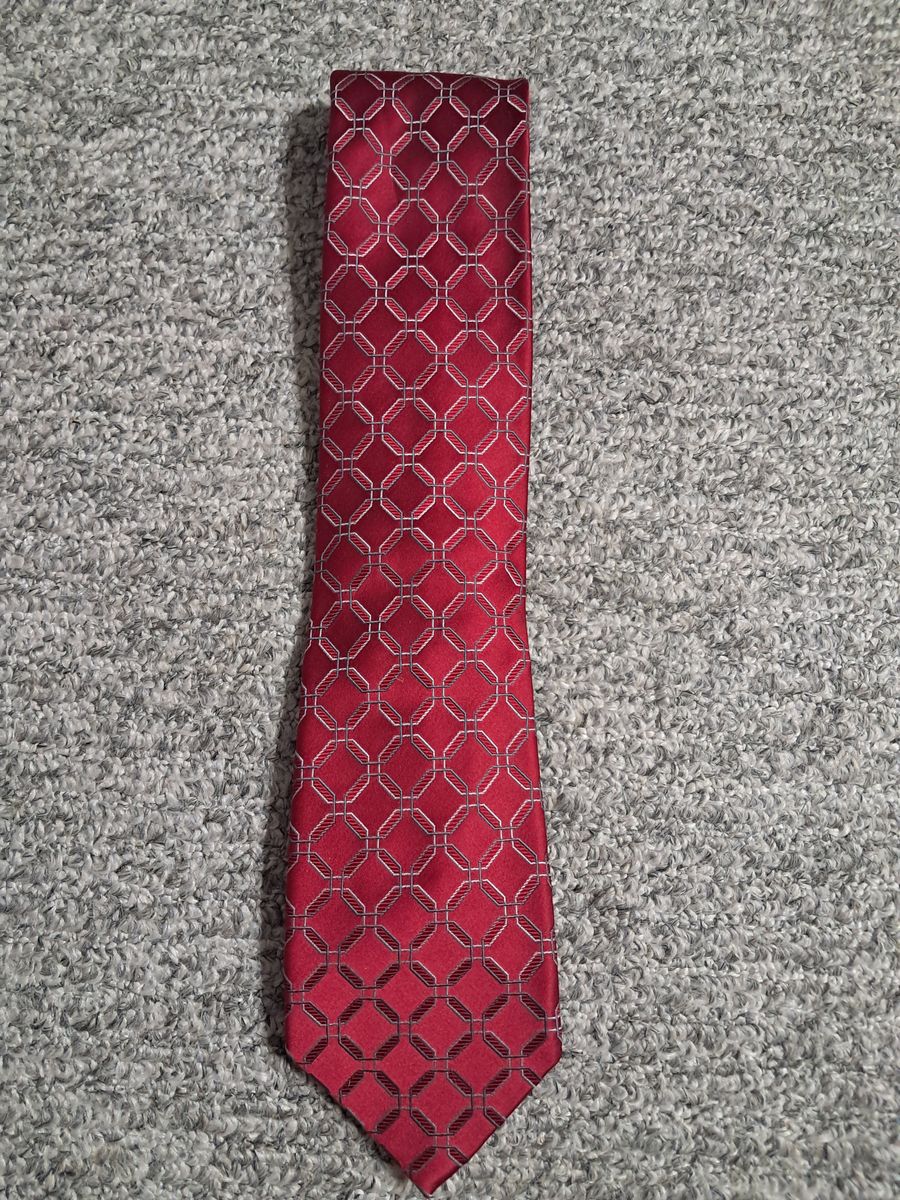 Donald J Trump Signature Collection Geometric Hexagons Red Tie