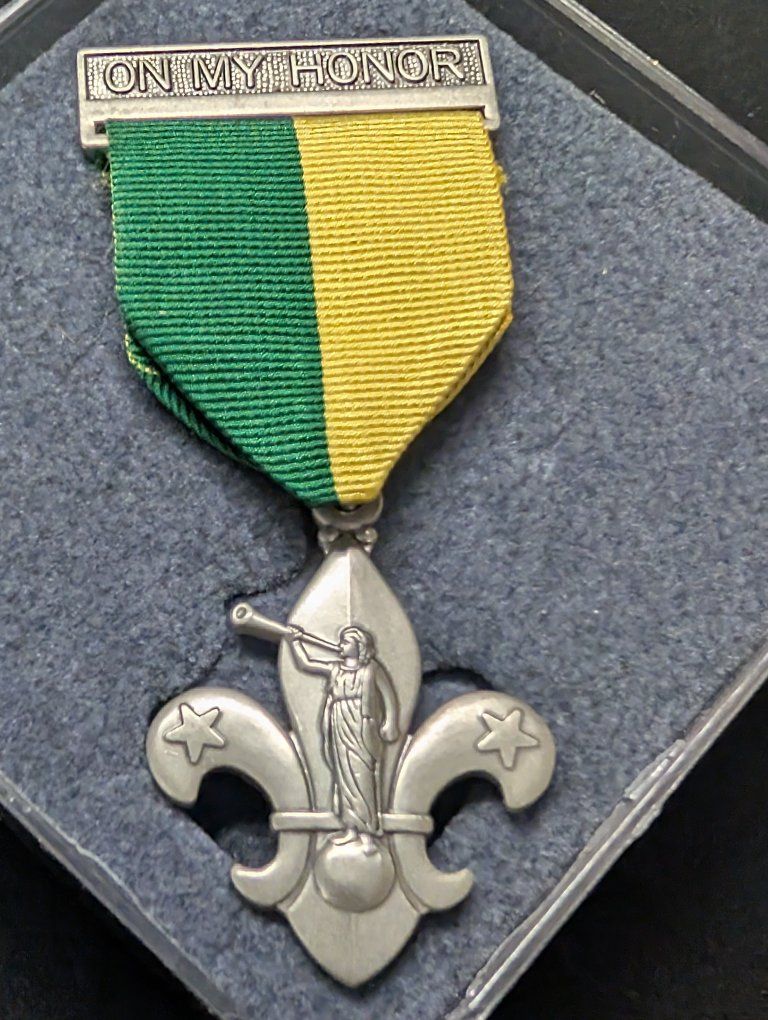 Main image 4