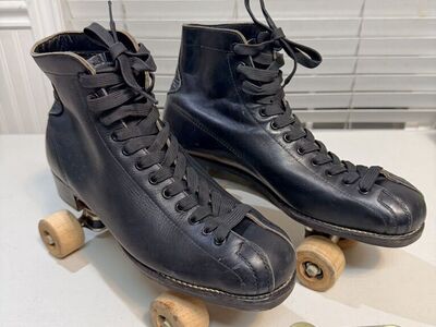 Chicago Roller Skates With Wooden Wheels