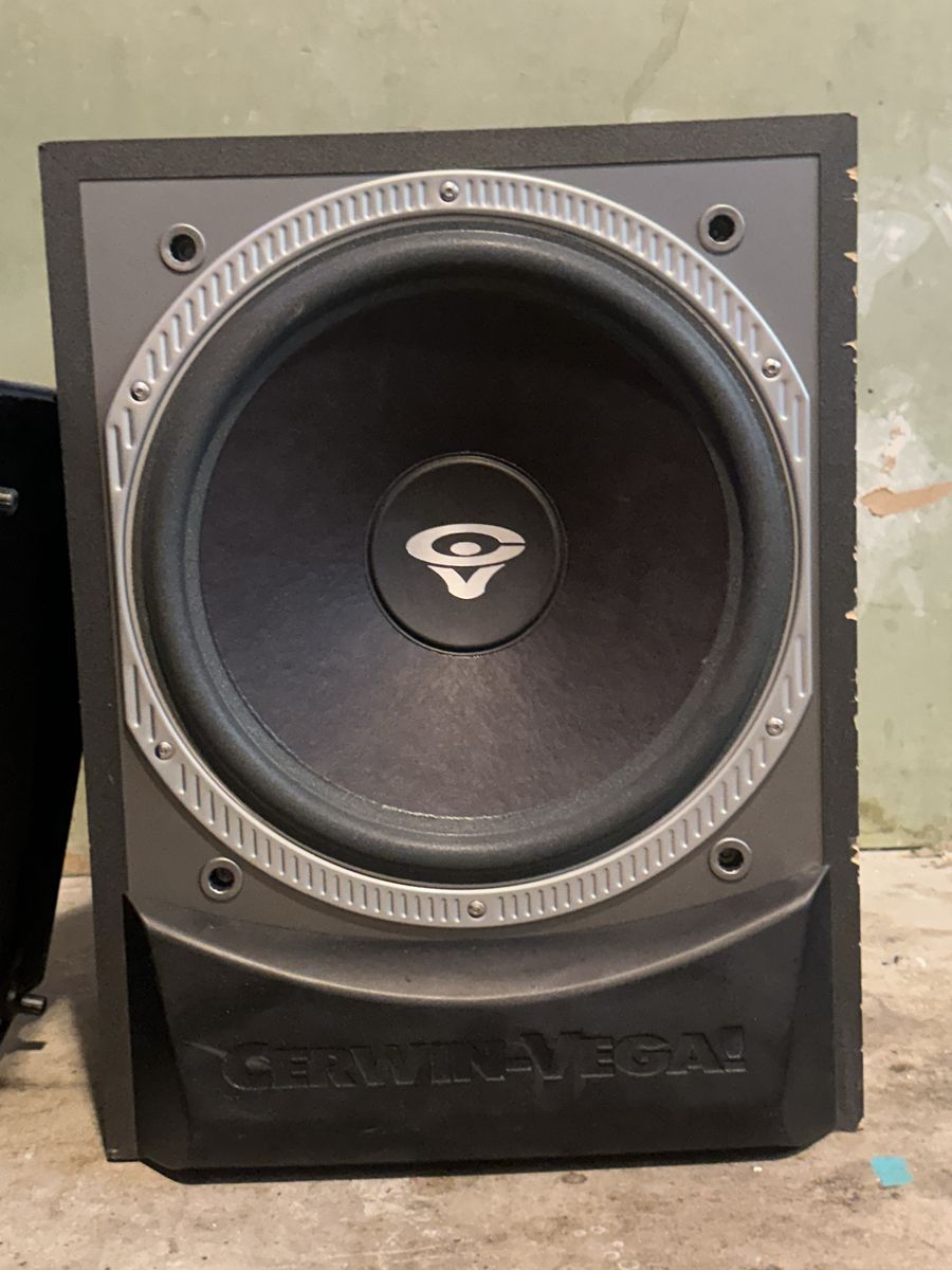 Cerwin-Vega V-12S powerd sub