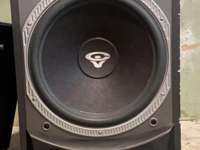 Cerwin-Vega V-12S powerd sub