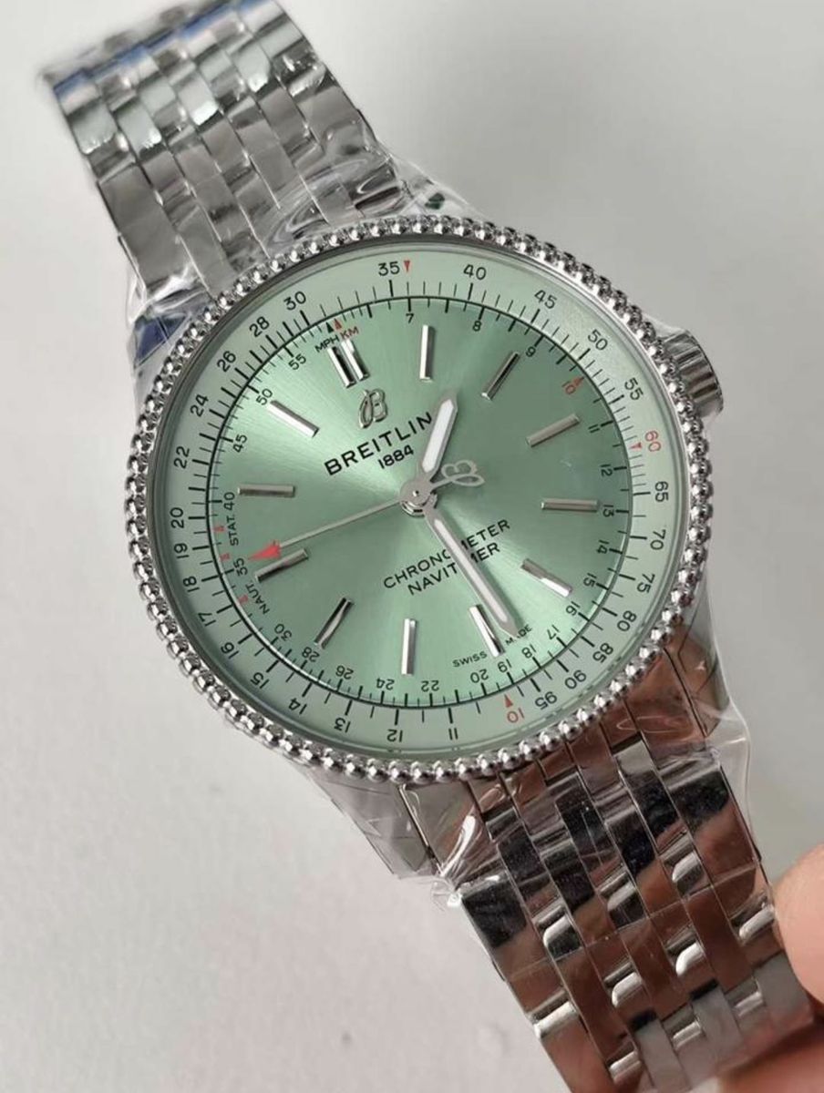 2026 Breitling Navitimer