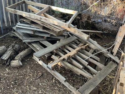 FREE Pallet Wood & Butcher Block Scraps