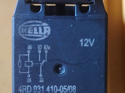 Hella 12V Automotive Relays Part 4RD 931 410-05/08 package of 24
