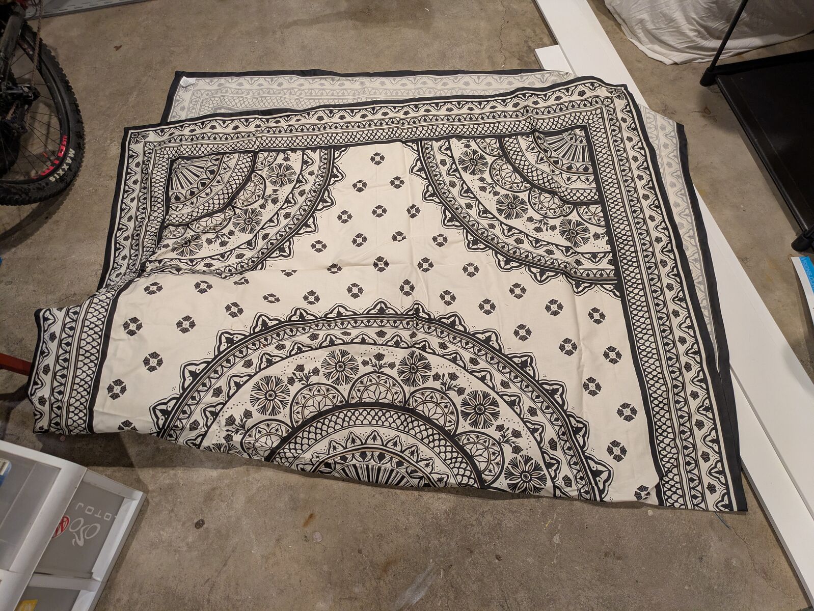 Pottery Barn Cotton Tablecloth