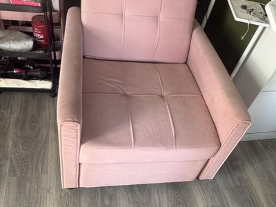Pullout chair
