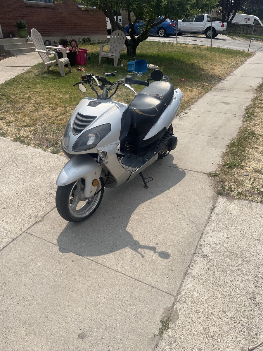 JONWAY motor Scooter 150 cc