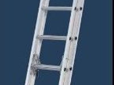 Aluminum Extension Ladder - 32'