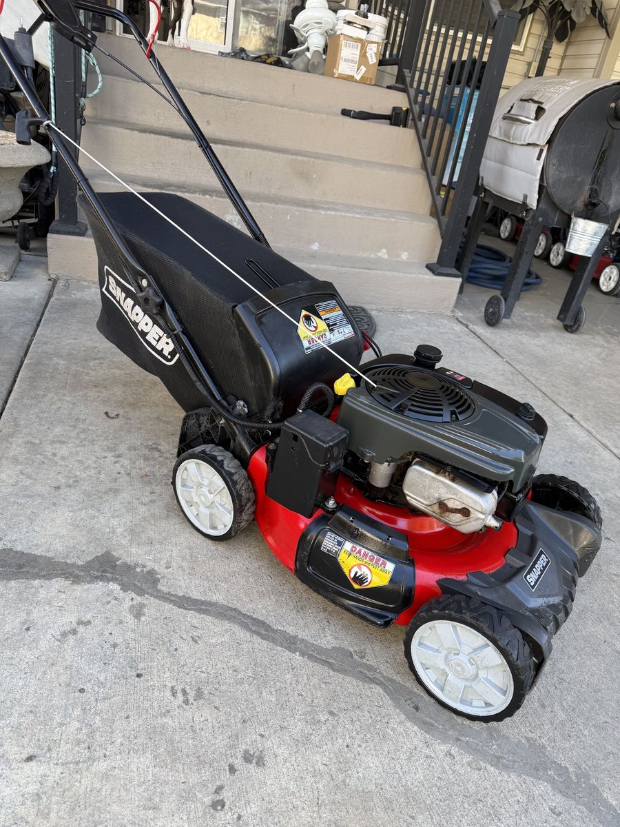 Snapper Lawnmower