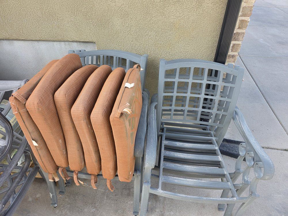 Outdoor chairs 2 x 6