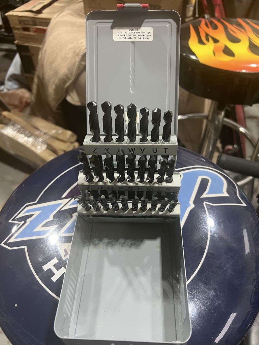 Precision twist drill bit set A-Z