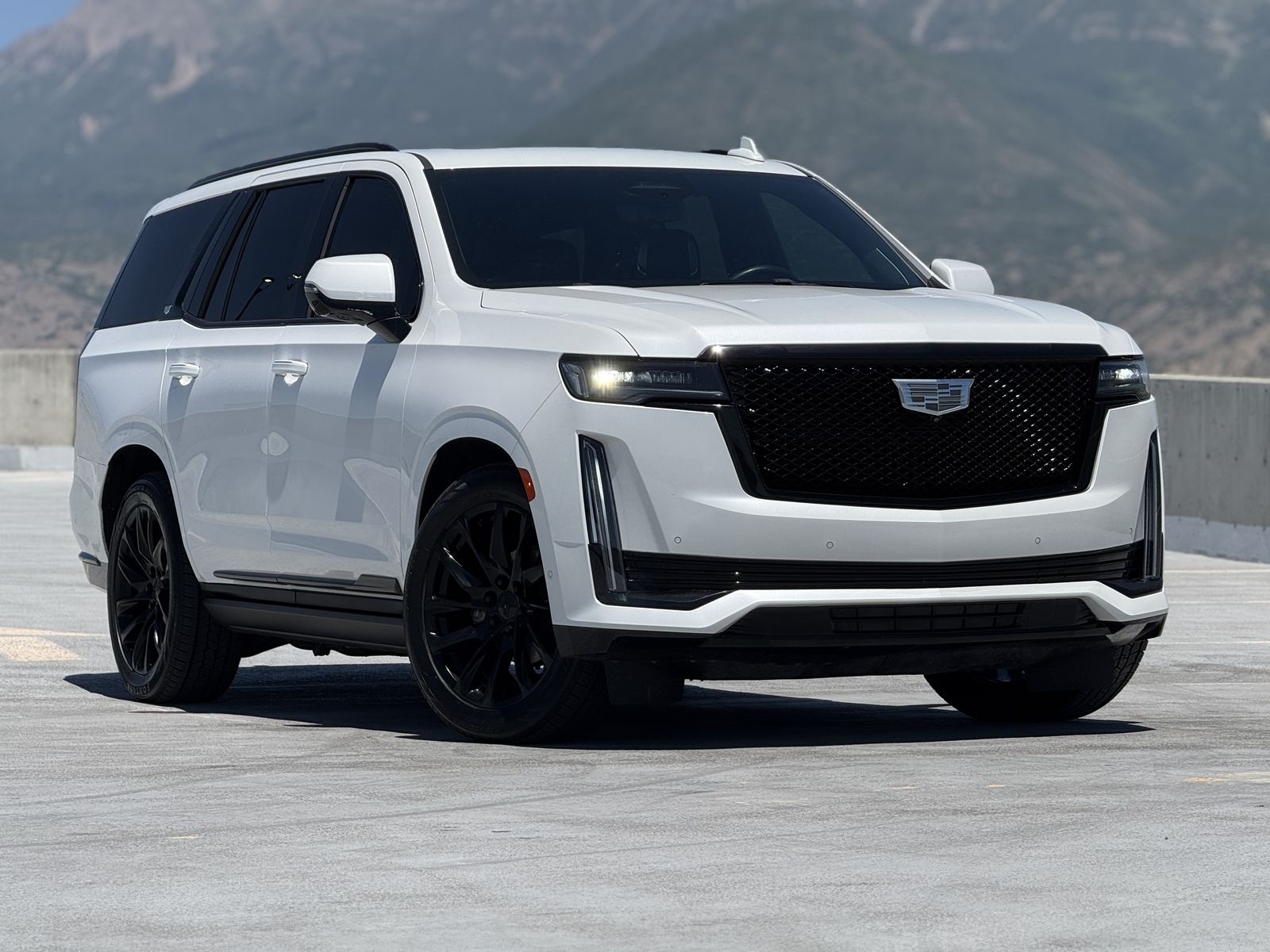 2023 Cadillac Escalade Sport Platinum