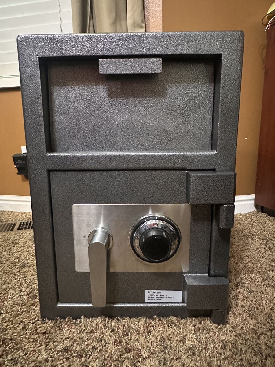 Heavy Duty "Drop" Safe — Commercial Grade — Like New