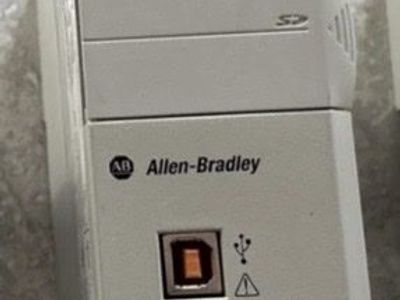 Allen-Bradley CompactLogix L30ER 1769-L30ER 1MB Ethernet IP Controller PLC
