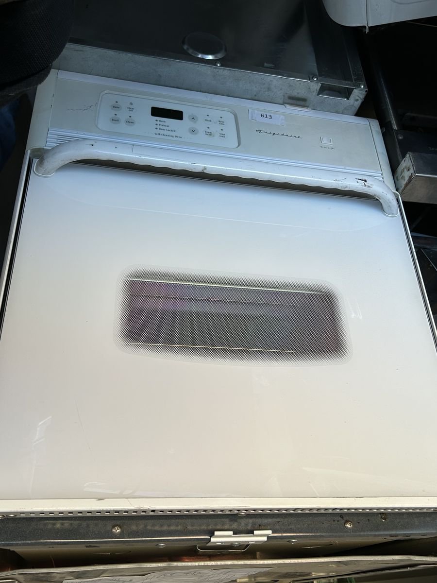 24" Frigidaire double Electric Wall Ovens