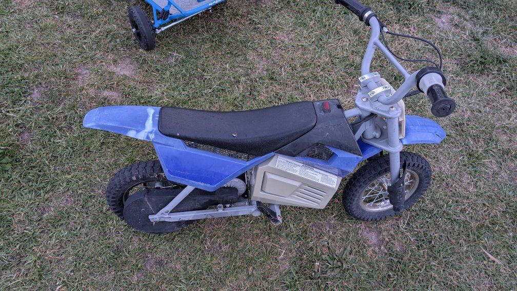 Razor electric motorcycle 24v