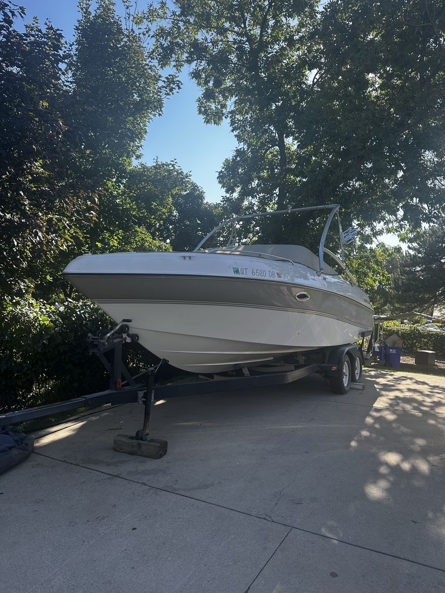Four Winns 240Horizon 1998