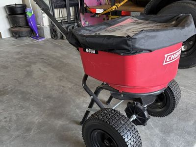 Chapin 100 lbs. Contractor Turf Spreader
