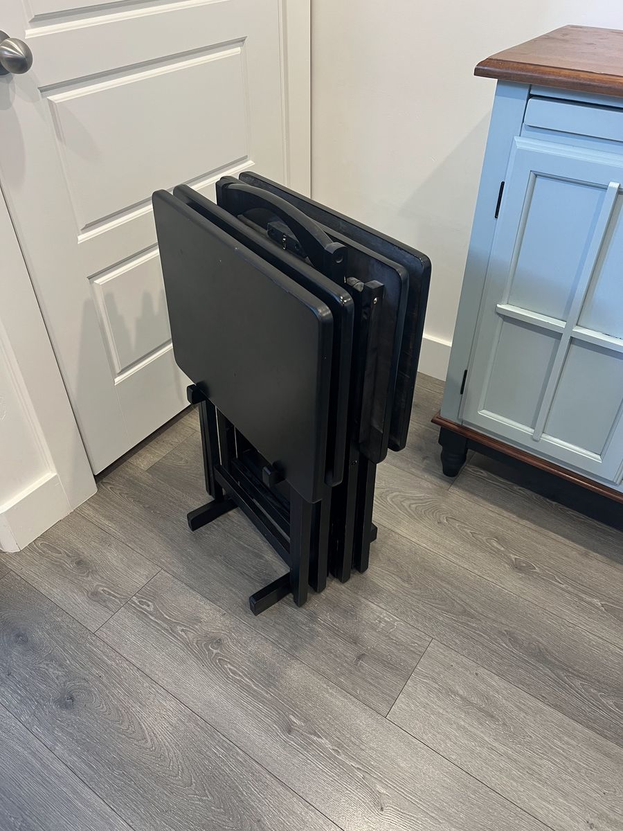 Set of 4 Black Wood TV Tray Tables with Stand