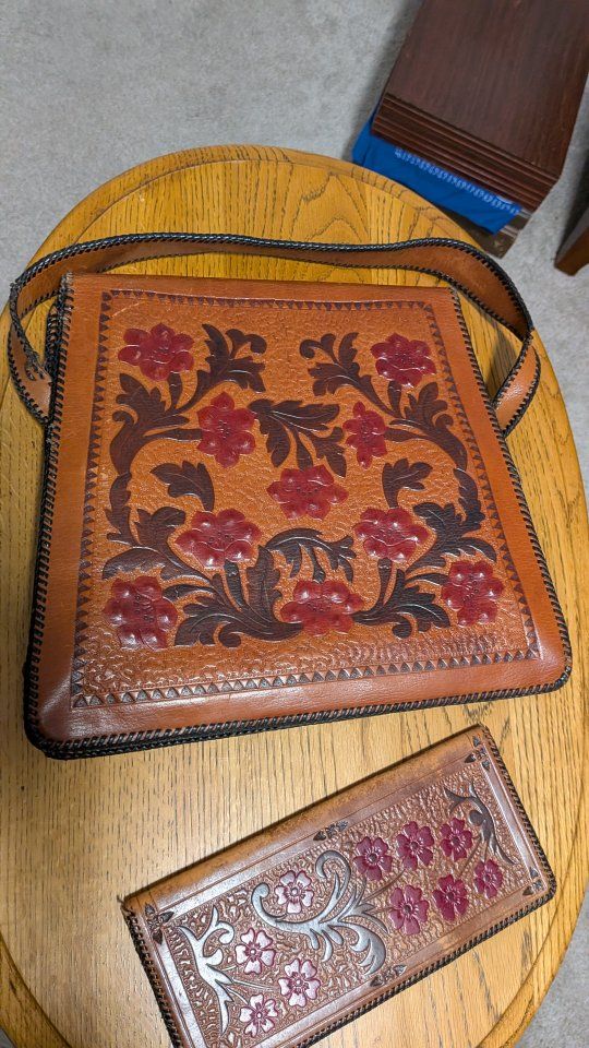 vintage leather purse and billfold