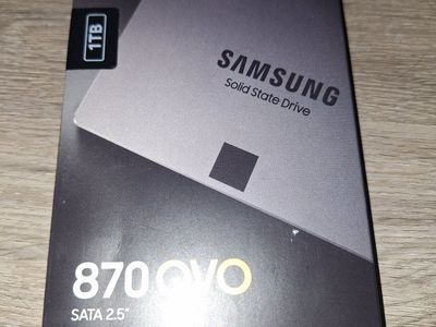 Samsung 870 QVO 1TB SATA 2.5" Internal Solid State Drive (SSD)