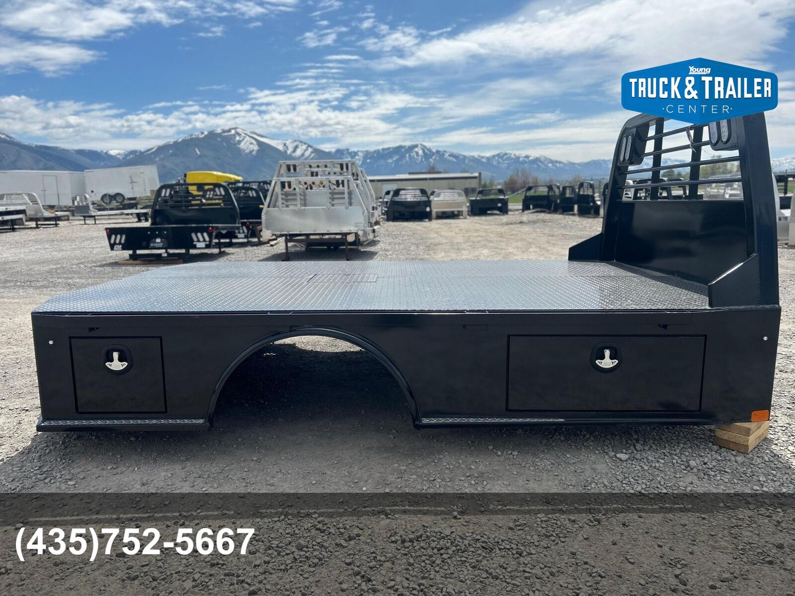 CM SK 8X11'4 Skirted Bed for 84CA Cab and Chassis"