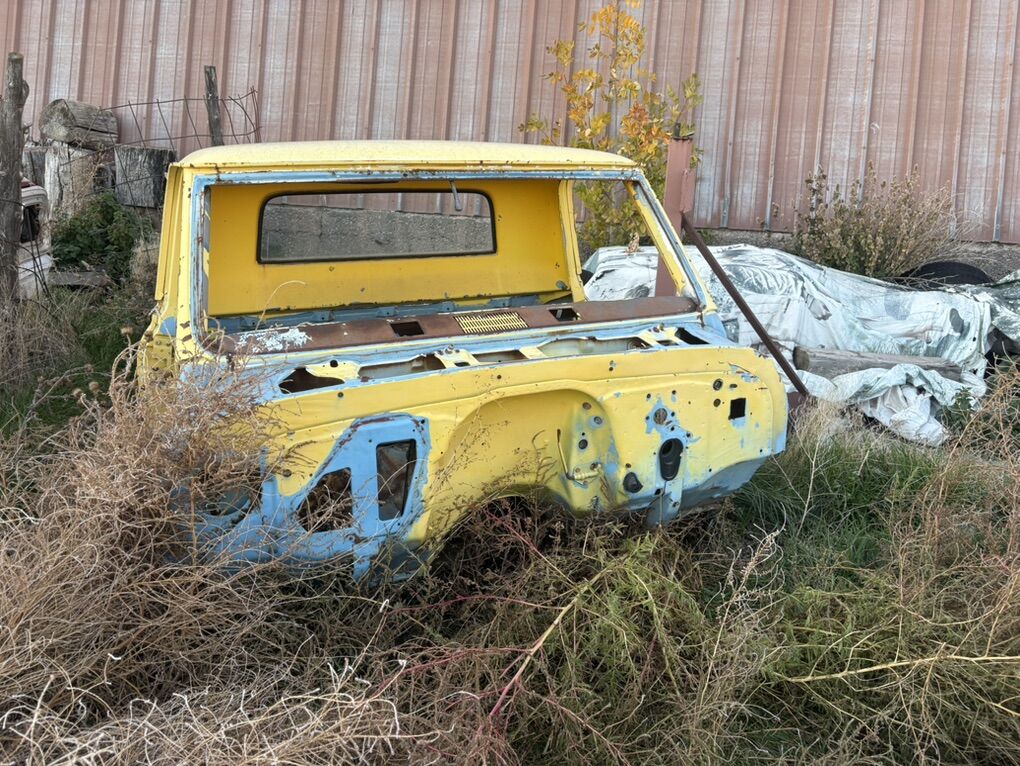 1067-72  Chevy/GMC Cabs Several To Choose From