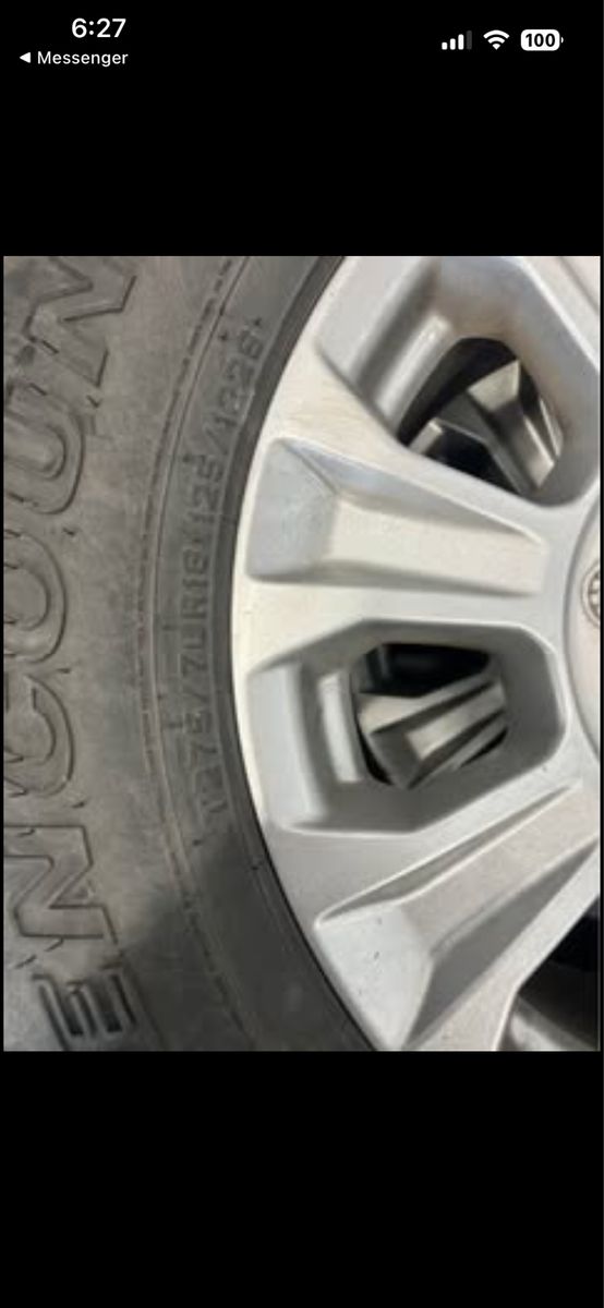 Ford F350 Super Duty Wheels & Tires, 275/70R18 (Set of 4)