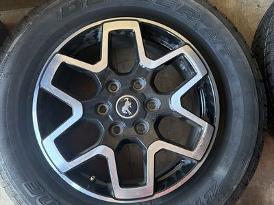2022 Ford Bronco wheels